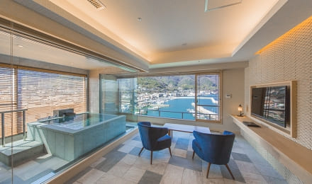 港を望むビューバス付 ハーバーサイド・セミスイート