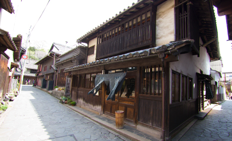 Strolling through a town colored by the long history